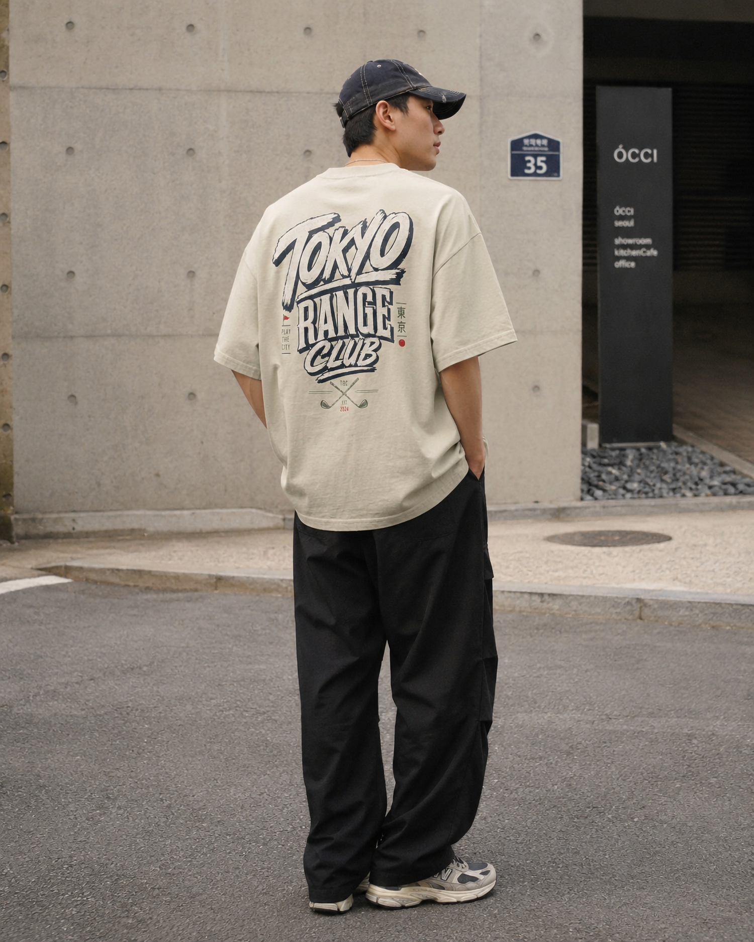 Tokyo Range Club - Oversized T-shirt - Golfer Paradise