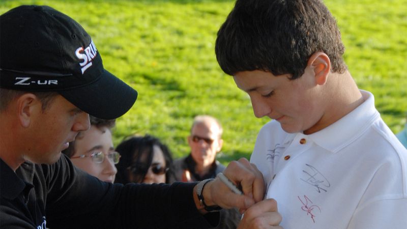 Henrik Stenson now wants Jon Rahm to sign HIS shirt